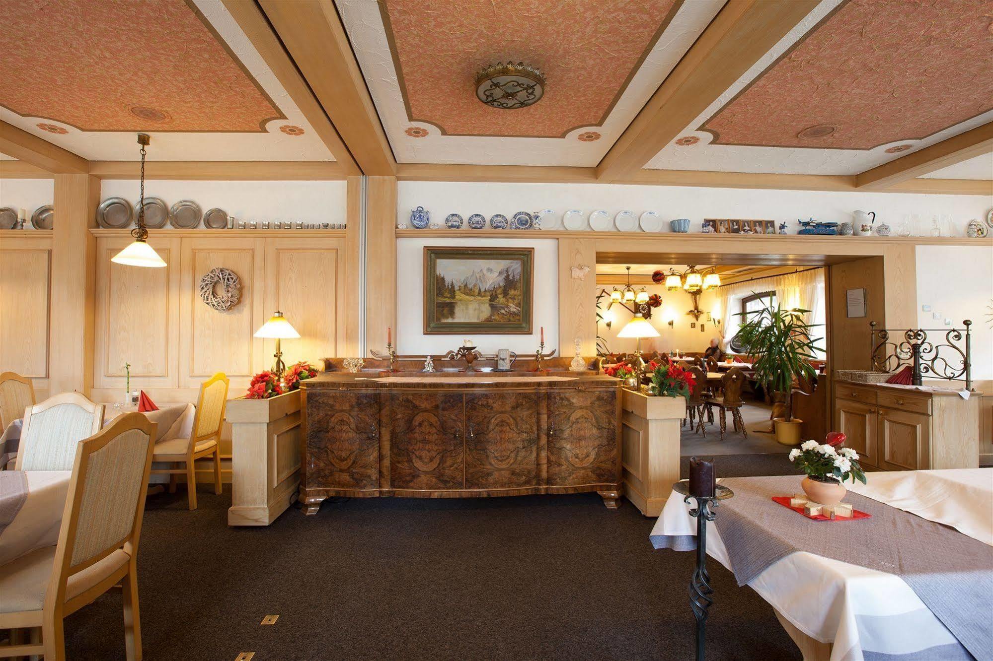 Hotel Pfrontener Hof Екстер'єр фото